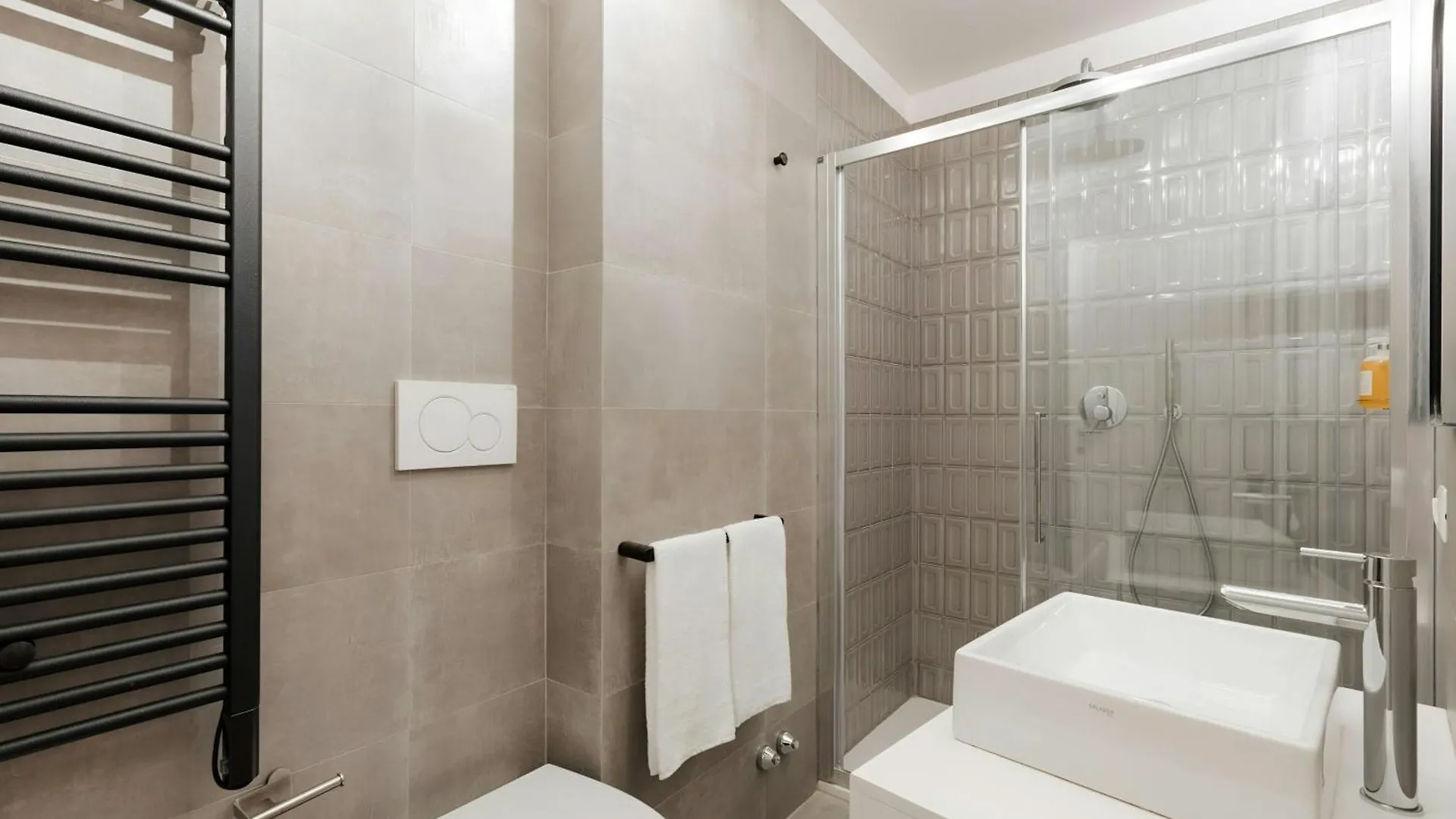 Aparthotel Sonder By Marriott Bonvoy Palazzo Taverna Apartments Piazza Navona Rome