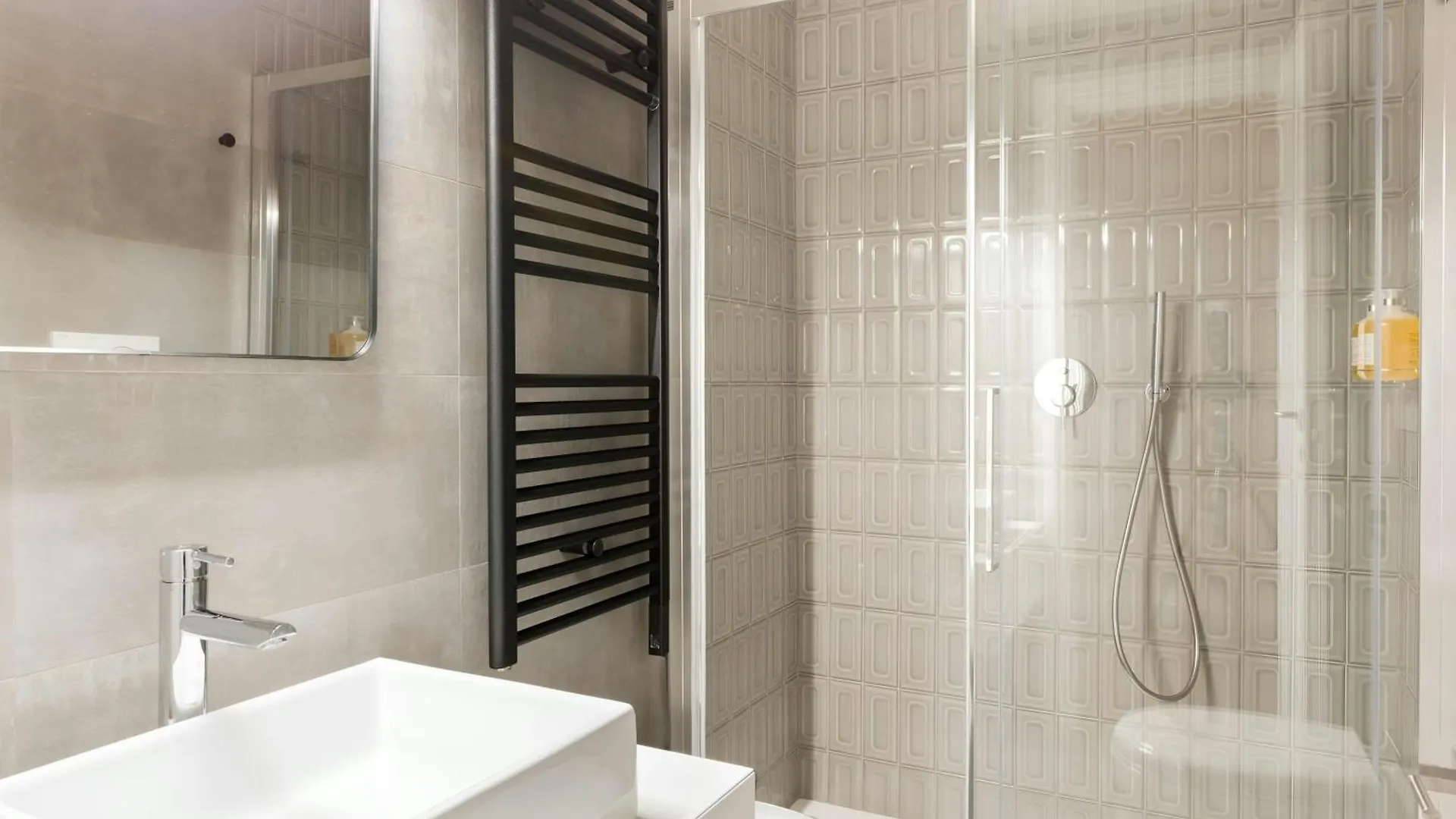 Sonder By Marriott Bonvoy Palazzo Taverna Apartments Piazza Navona Rome 3*,