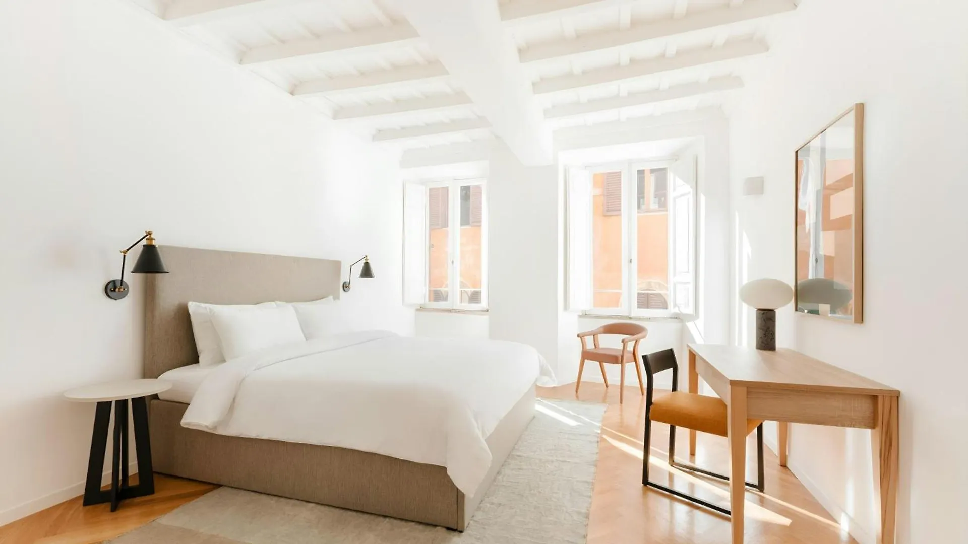Sonder By Marriott Bonvoy Palazzo Taverna Apartments Piazza Navona Rome