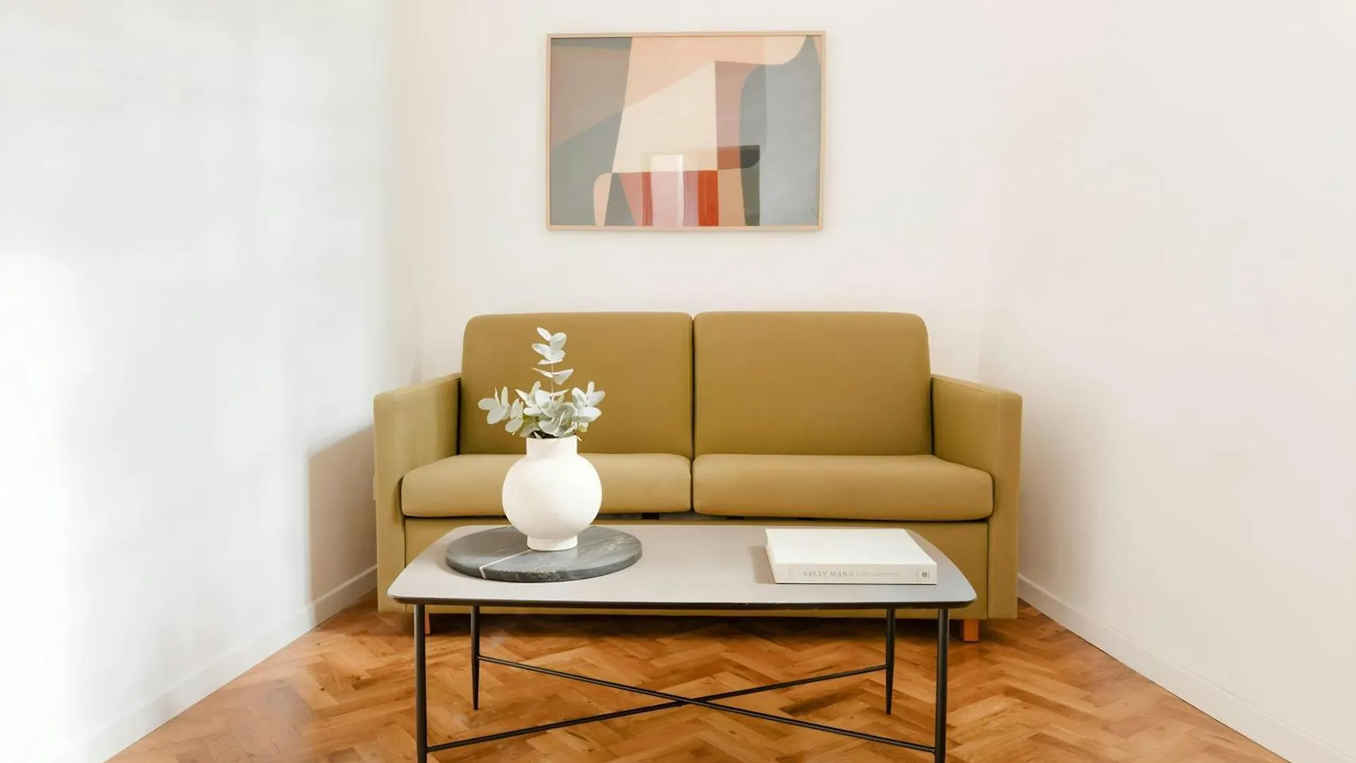 Sonder By Marriott Bonvoy Palazzo Taverna Apartments Piazza Navona Rome